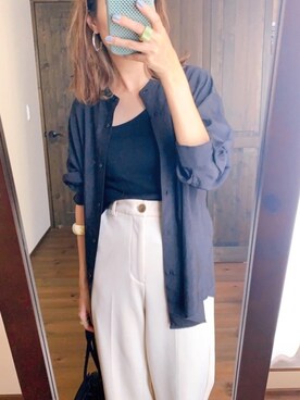 おもちゃを使った 黒シャツ のレディースコーディネート一覧 Wear