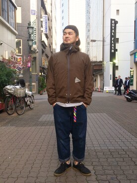 「and wander（アンドワンダー）のアイテム（マウンテンパーカー）」を使った、ふるちゃんさん（メンズ・171cm）の春コーディネート