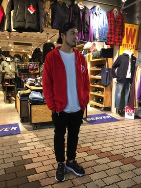 「AlexanderLeeChang（アレキサンダーリーチャン）のアイテム（Tシャツ/カットソー）」を使った、ふるちゃんさん（メンズ・171cm）の秋コーディネート