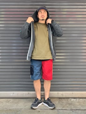 「Gramicci（グラミチ）のアイテム（パーカー）」を使った、ふるちゃんさん（メンズ・171cm）の春コーディネート