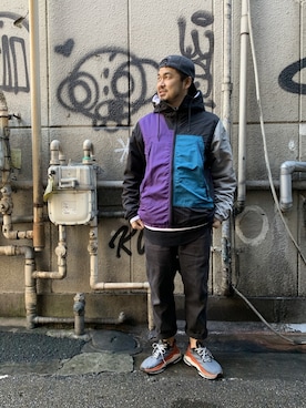 「MANASTASH（マナスタッシュ）のアイテム（マウンテンパーカー）」を使った、ふるちゃんさん（メンズ・171cm）の冬コーディネート
