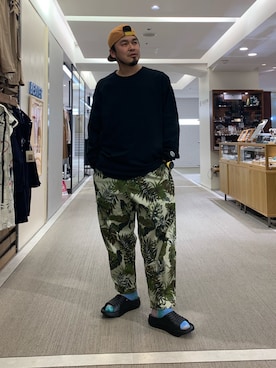 「HOKA（ホカ）のHOKA ONE ONE/ホカ オネオネ　ORA RECOVERY SLIDE（サンダル）」を使った、ふるちゃんさん（メンズ・171cm）の春コーディネート