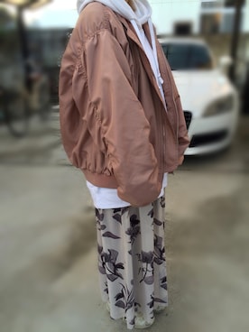 「DRWCYS（ドロシーズ）のアイテム（MA-1）」を使った、moco♡さん（レディース・159cm）の春コーディネート