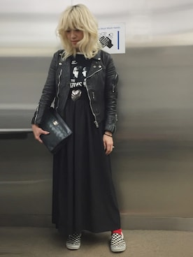 「シャネル」｜「アイテム（ライダースジャケット）」を使った、machiさん（レディース・156cm）の春コーディネート