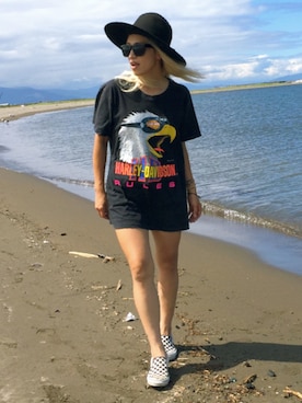 「ハーレーダビッドソン」｜「アイテム（スリッポン）」を使った、machiさん（レディース・156cm）の秋コーディネート