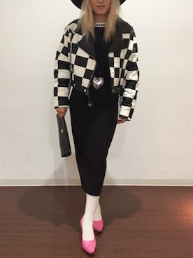 「白タイツ」｜「アイテム（ライダースジャケット）」を使った、machiさん（レディース・156cm）の冬コーディネート