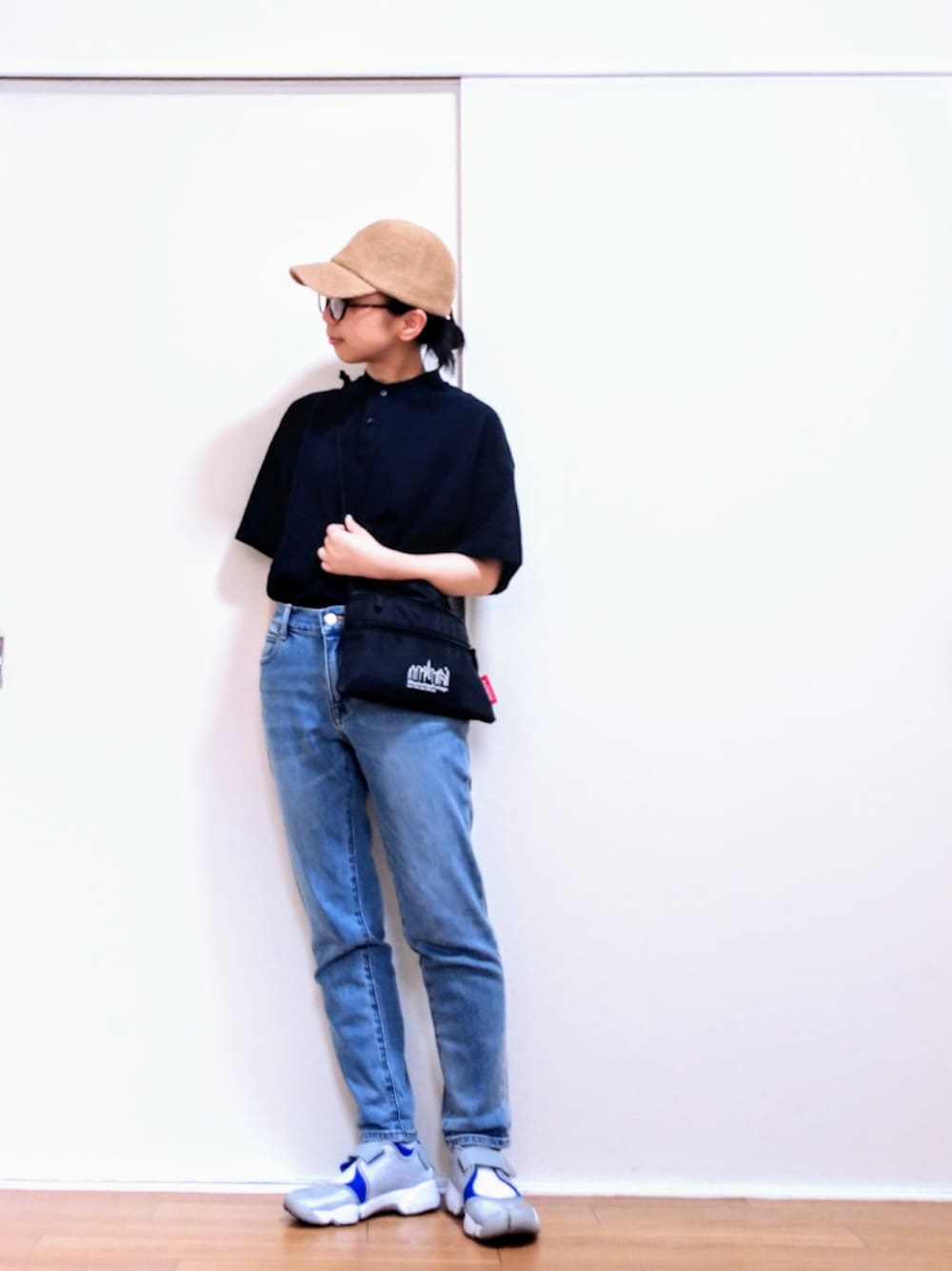 「オトナカジュアル、シンプル、キャップ、ポロシャツ、zozoデニム、サコッシュ、エアリフト、低身長」｜「14+のアイテム（キャップ、ベージュ系）」を使った、はらさん（レディース・151cm）の夏コーディネートの1枚目の写真
