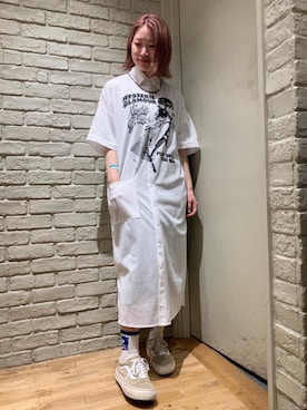 「シャツワンピ」｜「アイテム（雑貨/ホビー）」を使った、mariko.tさん（レディース・161cm）の春コーディネート