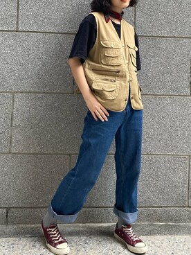 「STUSSY（ステューシー）のアイテム（Tシャツ/カットソー、ブラック系）」を使った、安柏さん（レディース・168cm）の秋コーディネート