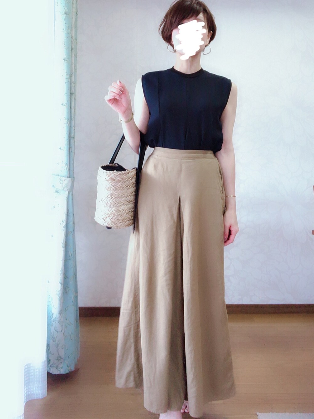 「AuieFのアイテム（シャツ/ブラウス、ブルー系）」を使った、zさん（レディース・154cm）の夏コーディネートの1枚目の写真