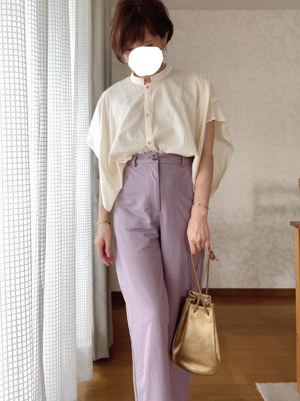 「GUのアイテム（パンツ、パープル系）」を使った、zさん（レディース・154cm）の夏コーディネートの1枚目の写真