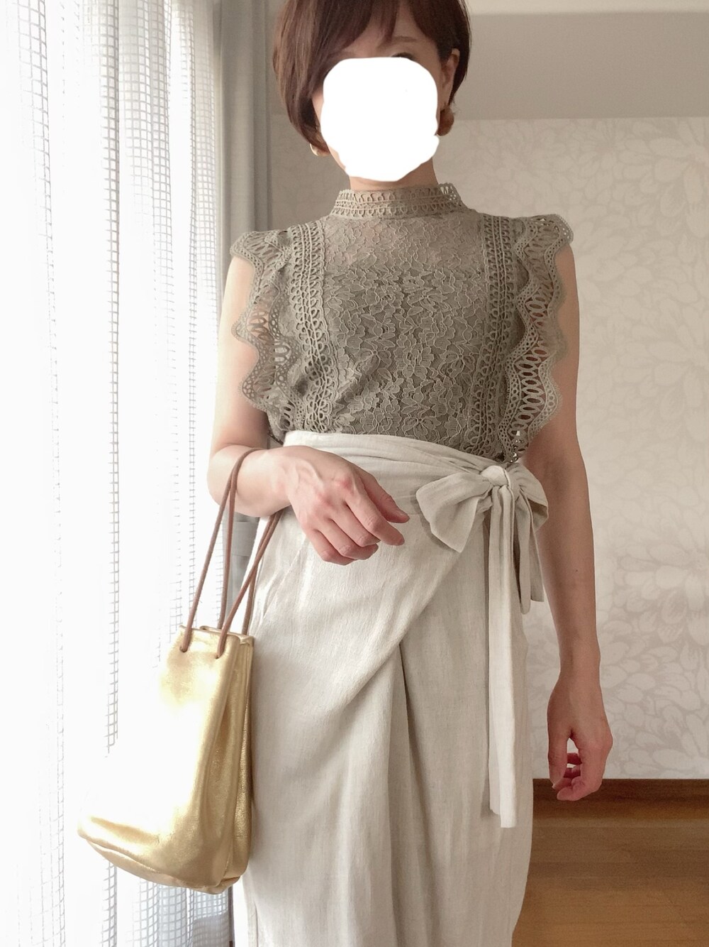 「cepoのアイテム（パンツ、ベージュ系）」を使った、zさん（レディース・154cm）の夏コーディネートの1枚目の写真