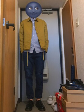 「ikka（イッカ）のアイテム（シャツ/ブラウス、ブルー系）」を使った、しみさん（メンズ・178cm）の春コーディネート