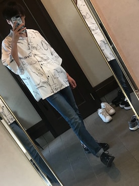 「unrelaxing（アンリラクシング）のドローイングプリントアロハシャツ 総柄開襟シャツ（シャツ/ブラウス、ホワイト系）」を使った、しみさん（メンズ・178cm）の秋コーディネート