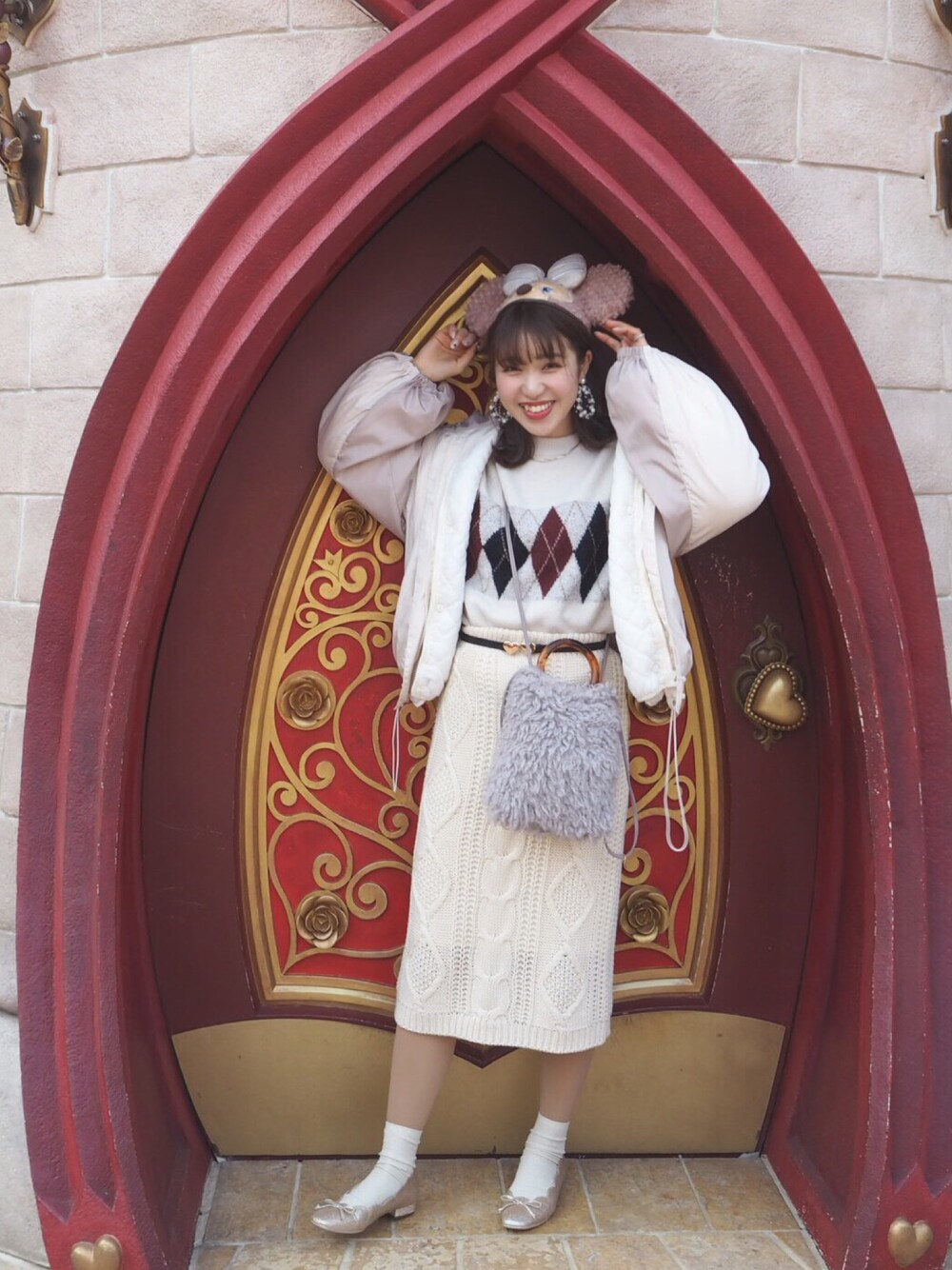 「シェリーメイ、ディズニー、ディズニーコーデ、ナイスクラップ、nice claup、Heather、RETRO GIRL、へザー、レトロガール、ニットスカート」｜「Heatherのアーガイルジャガードニット　815950（ニット/セーター、ホワイト系）」を使った、ayame💄💕さん（レディース・163cm）の冬コーディネートの1枚目の写真