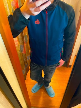 「CHUMS（チャムス）のアイテム（ナイロンジャケット）」を使った、wear69さん（メンズ・167cm）の春コーディネート