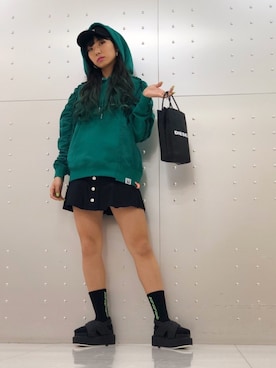 「DIESEL（ディーゼル）のアイテム（スカート）」を使った、Yさん（レディース・164cm）の春コーディネート