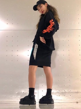 「DIESEL（ディーゼル）のアイテム（スカート）」を使った、Yさん（レディース・164cm）の夏コーディネート
