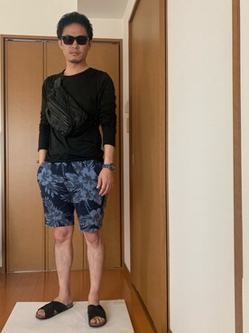 「URBAN RESEARCH（アーバンリサーチ）のアイテム（サンダル）」を使った、Yasuさん（メンズ・174cm）の春コーディネート
