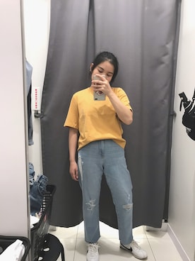 「UNIQLO（ユニクロ）のアイテム（Tシャツ/カットソー、オレンジ系）」を使った、Tianloorさん（レディース）の春コーディネート