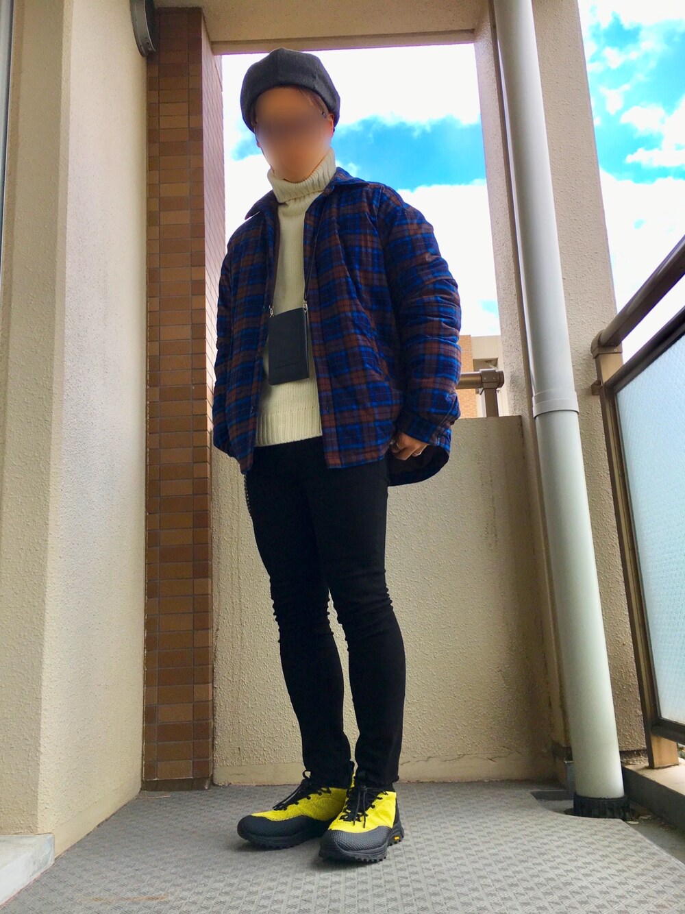 「no.のアイテム（ブルゾン、ブルー系）」を使った、asshiiiiiさん（メンズ・180cm）の冬コーディネートの1枚目の写真