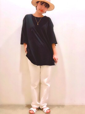 「Auntie Rosa Holiday（アンティローザホリデー）のアイテム（Tシャツ/カットソー）」を使った、ももよさん（レディース・160cm）の夏コーディネート