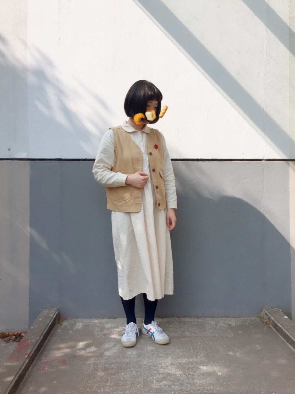 「COのアイテム（シャツワンピース、ベージュ系）」を使った、RAYSUISUIさん（レディース・163cm）の春コーディネートの1枚目の写真
