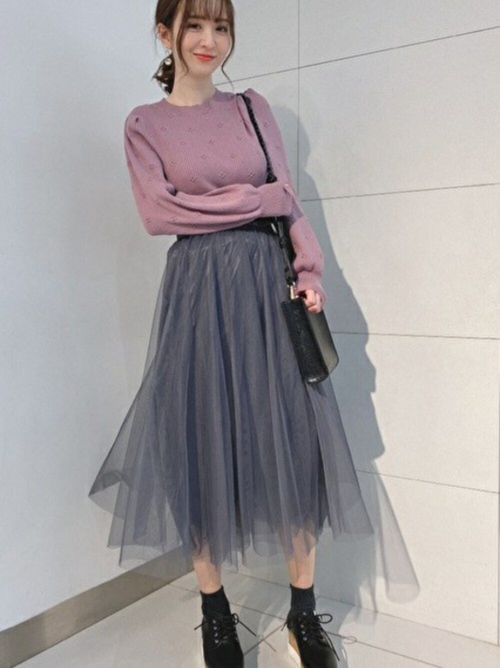 「チュール、チュールスカート、セシルマクビー、CECIL McBEE、パステル映える春」｜「CECIL McBEEの四葉ニット（ニット/セーター、パープル系）」を使った、cecilmcbee_staffさん（レディース・164cm）の春コーディネートの1枚目の写真