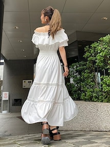 CECIL McBEE（セシルマクビー）の「オフショルマキシワンピース