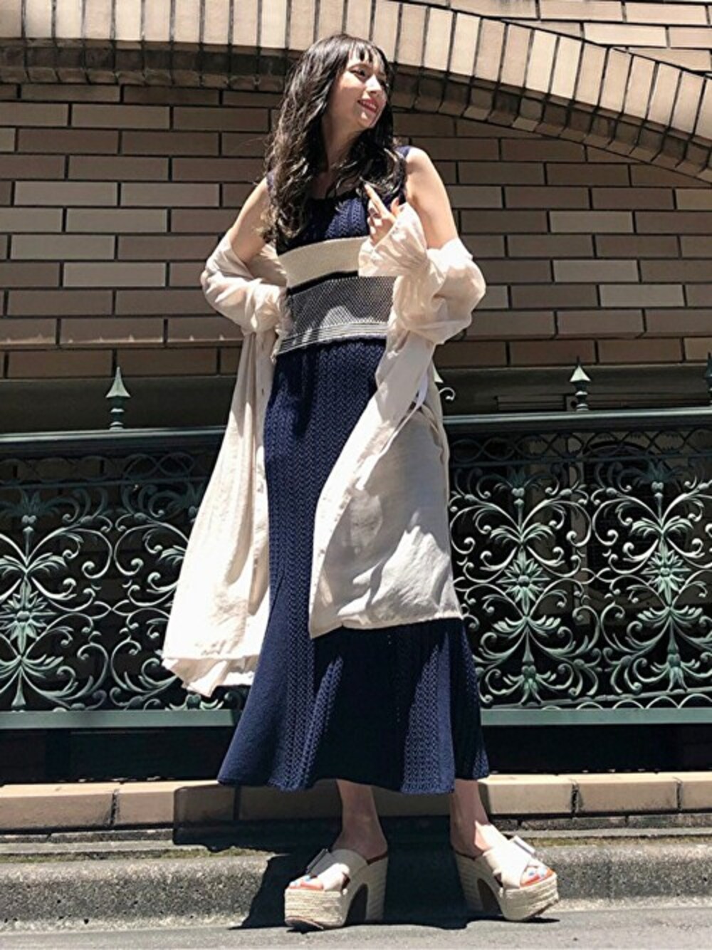 「セットアップ、休日スタイル、透け感、夏コーデ、セシルマクビー、カジュアルコーデ、シアー、CECIL McBEE、高身長女子、透かし柄」｜「CECIL McBEEの透かし柄セットアップ（ワンピース、ブルー系）」を使った、cecilmcbee_staffさん（レディース・167cm）の夏コーディネートの1枚目の写真