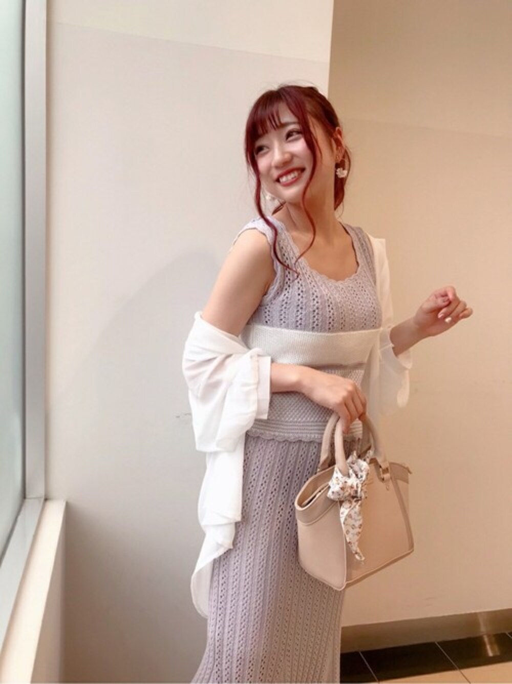 「セットアップ、休日スタイル、シアーシャツ、夏コーデ、ノースリーブ、セシルマクビー、カジュアルコーデ、CECIL McBEE、夏ワンピース」｜「CECIL McBEEの透かし柄セットアップ（ワンピース、ブルー系）」を使った、cecilmcbee_staffさん（レディース・160cm）の夏コーディネートの1枚目の写真