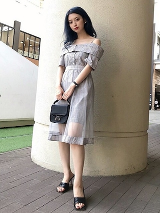 CECIL McBEE（セシルマクビー）の「チェック柄オフショル