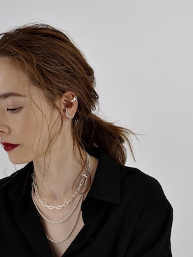 「アイテム（イヤーカフ）」を使った、ISOLATION JEWELRYさん（レディース・159cm）の冬コーディネート