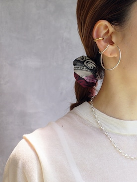 「アイテム（イヤーカフ）」を使った、ISOLATION JEWELRYさん（レディース・159cm）の春コーディネート