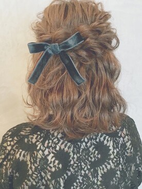 「Handmade（ハンドメイド）のアイテム（ヘアアクセサリー、グリーン系）」を使った、hamazi／代官山 Am bestenさん（レディース・152cm）の冬コーディネート