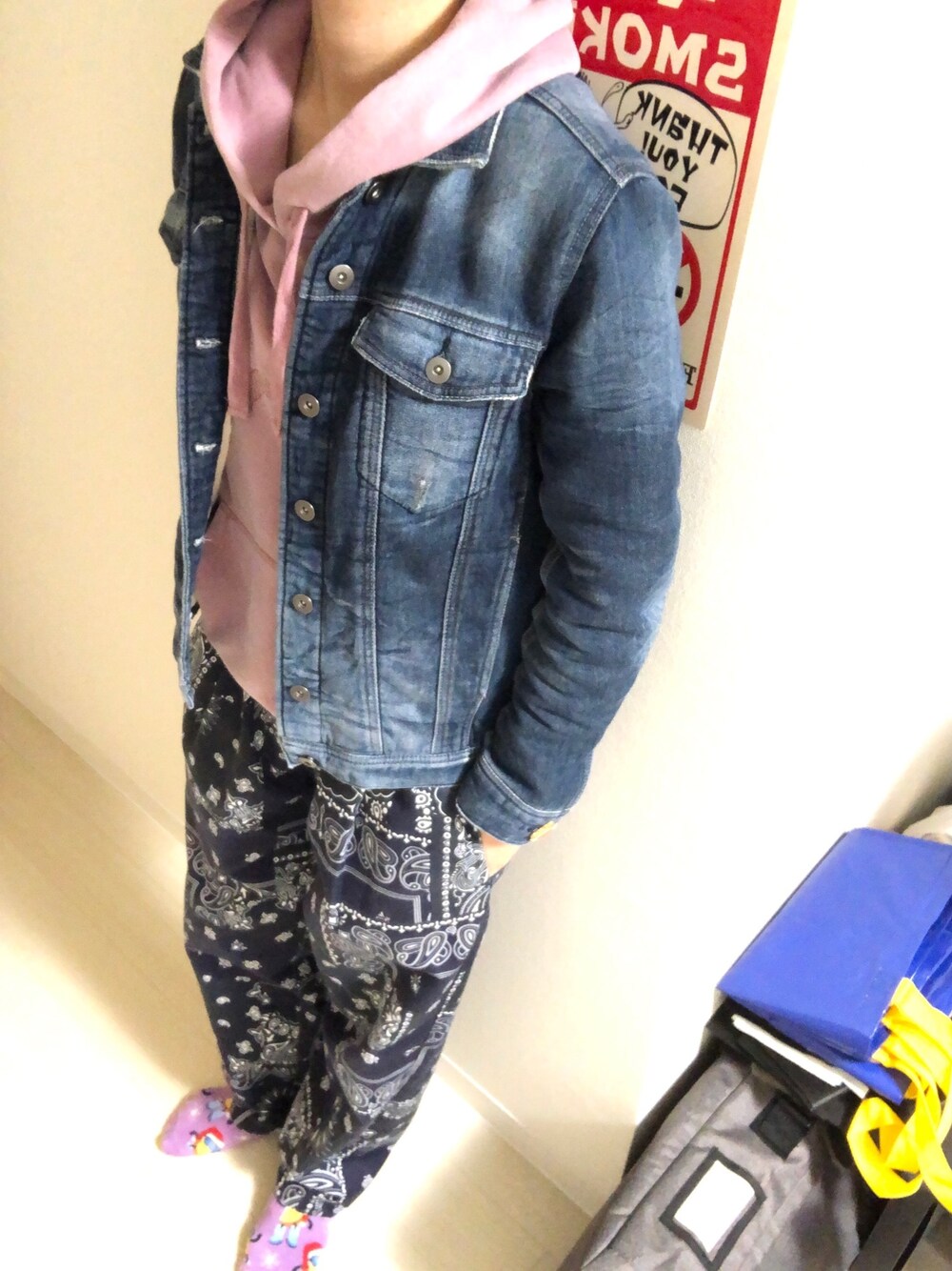 「LGBT、FTX」｜「AZUL by moussyのアイテム（デニムジャケット、ブルー系）」を使った、lonewolf- FTXさん（レディース・161cm）の春コーディネートの1枚目の写真