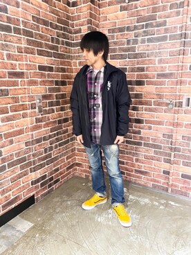 「長袖シャツ」｜「アイテム（ナイロンジャケット）」を使った、ASOさん（メンズ・161cm）の春コーディネート