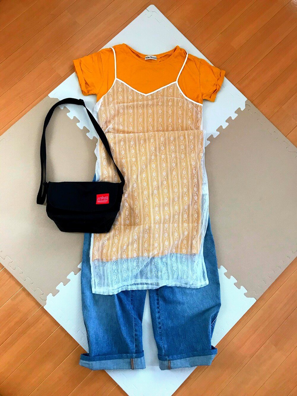 「ママコーデ」｜「URBAN RESEARCHのレースレイヤードワンピース（ワンピース、ホワイト系）」を使った、Bambiさん（レディース・153cm）の夏コーディネートの1枚目の写真