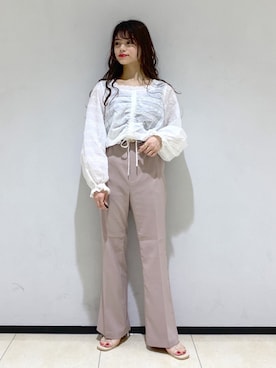 「へザー」｜「アイテム（スラックス）」を使った、Sachiyoさん（レディース・154cm）の春コーディネート