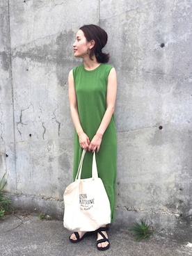 「メゾン キツネ(MAISON KITSUNE)」｜「アイテム（ワンピース/ドレス）」を使った、sueloさん（レディース・162cm）の夏コーディネート