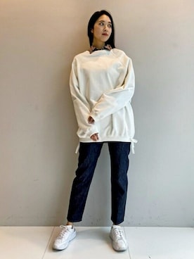 「COGTHEBIGSMOKE（コグザビッグスモーク）のアイテム（スウェット）」を使った、DRESSTERIORさん（レディース・172cm）の冬コーディネート