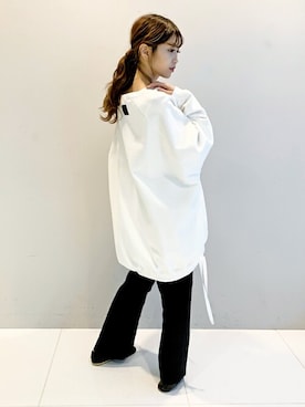 「COGTHEBIGSMOKE（コグザビッグスモーク）のアイテム（スウェット）」を使った、DRESSTERIORさん（レディース・160cm）の春コーディネート