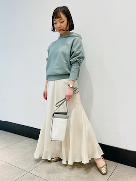 「アイテム（パーカー、グリーン系）」を使った、DRESSTERIORさん（レディース・150cm）の春コーディネート