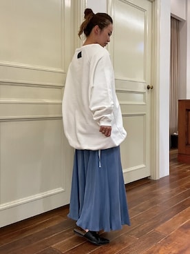 「COGTHEBIGSMOKE（コグザビッグスモーク）のアイテム（スウェット）」を使った、DRESSTERIORさん（レディース・159cm）の春コーディネート