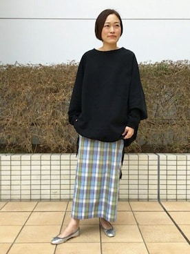 「COGTHEBIGSMOKE（コグザビッグスモーク）のアイテム（スウェット）」を使った、DRESSTERIORさん（レディース・167cm）の春コーディネート
