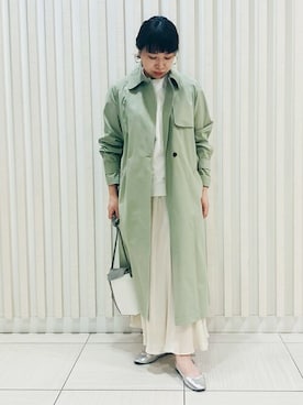 「カラーコート」｜「アイテム（トレンチコート）」を使った、DRESSTERIORさん（レディース・157cm）の春コーディネート