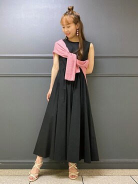 カーディガン ボレロ ピンク系 を使った 黒ワンピ の人気ファッションコーディネート Wear