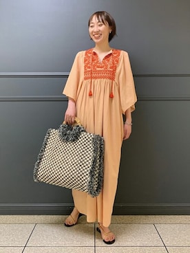 「sara mallika（サラ マリカ）のアイテム（バッグ）」を使った、DRESSTERIORさん（レディース・160cm）の春コーディネート