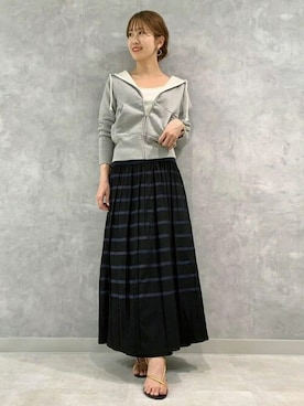 「アイテム（サンダル、ゴールド系）」を使った、DRESSTERIORさん（レディース・164cm）の春コーディネート