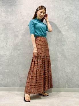 「アイテム（サンダル、ゴールド系）」を使った、DRESSTERIORさん（レディース・164cm）の春コーディネート